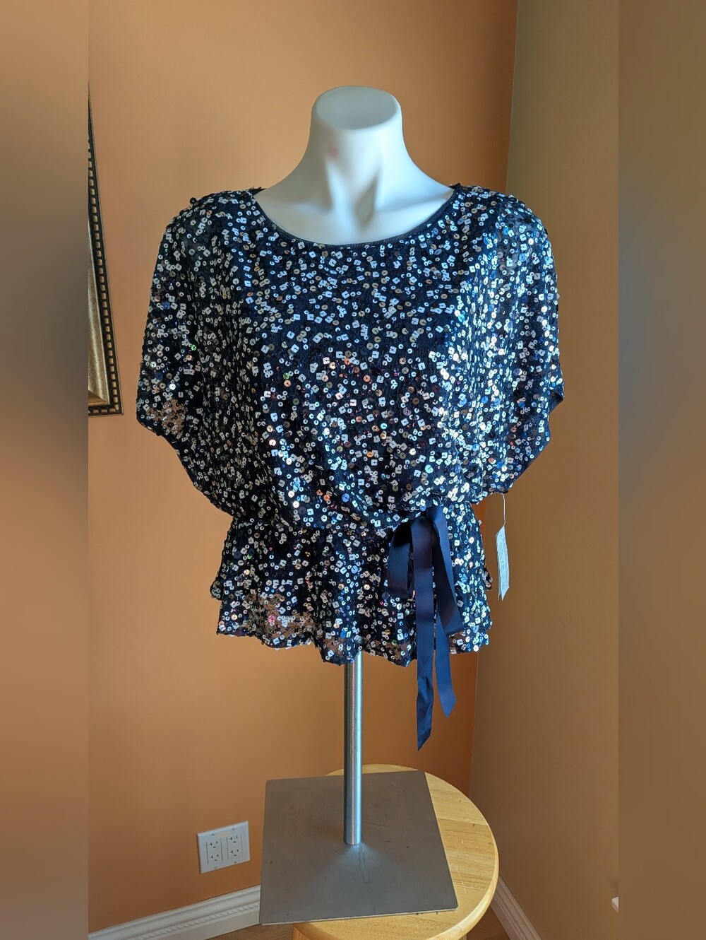 NEW Alex Evenings Navy Sequin Floral Peplum Top with Ribbon Size M